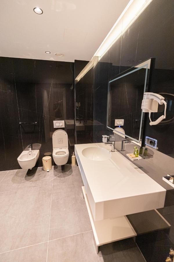 Deluxe Double Room Balcony