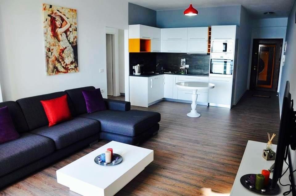 Apartment Sea View