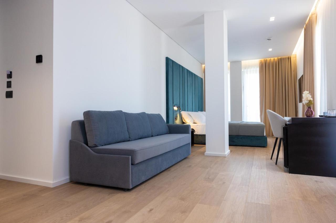 Deluxe Family Room Balcony Sea View