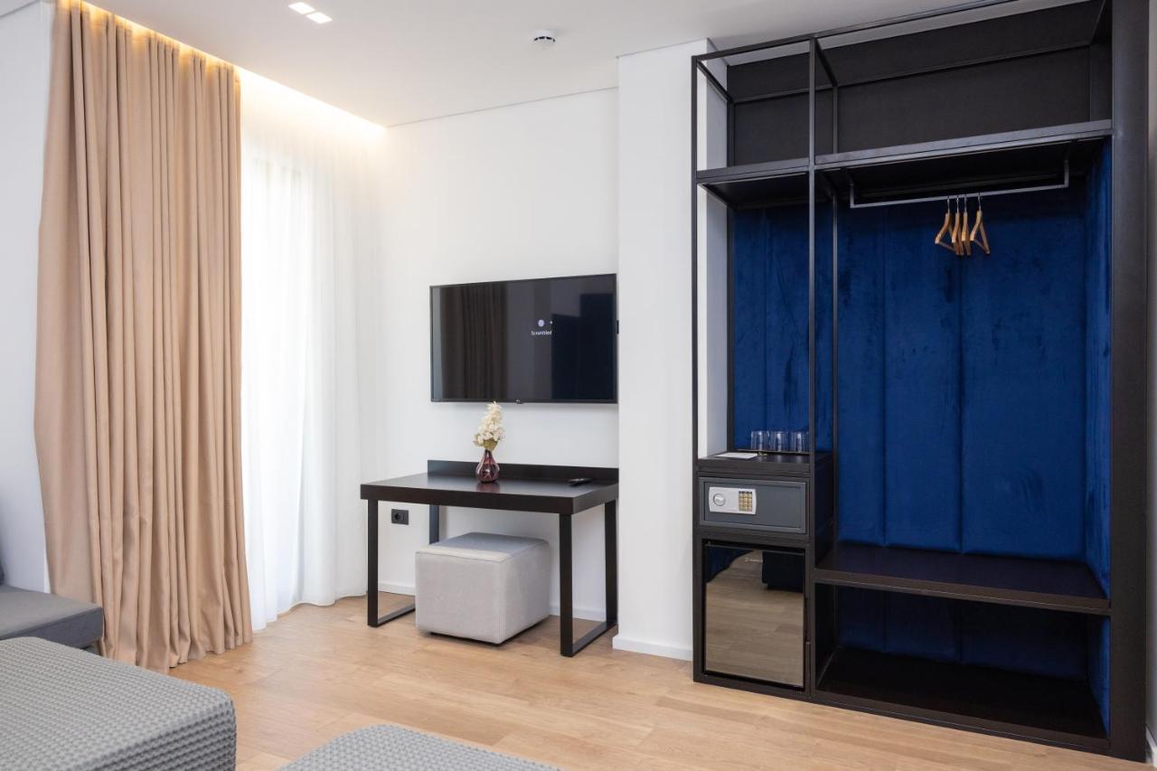 Deluxe Twin Room Balcony Side Sea View