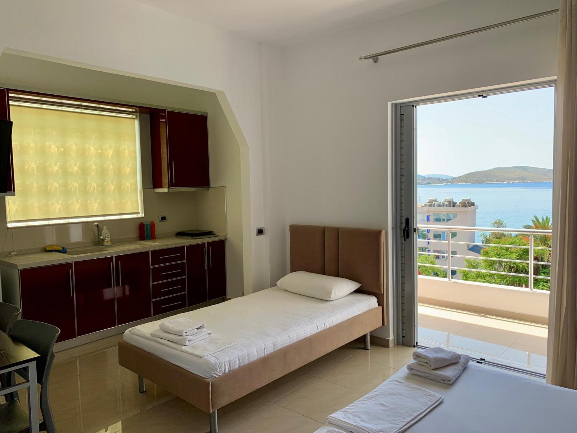 Studio Apartment Sea View