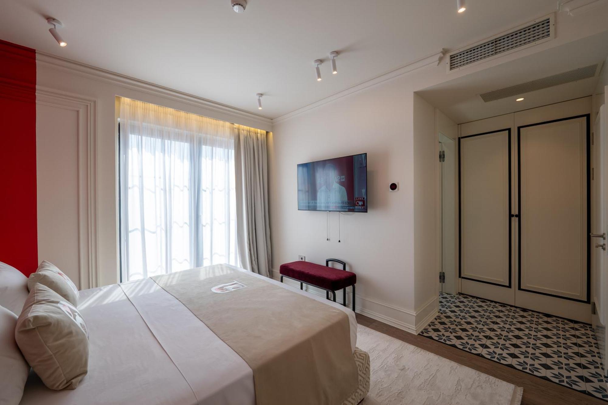 Standard Double or Twin Room Balcony