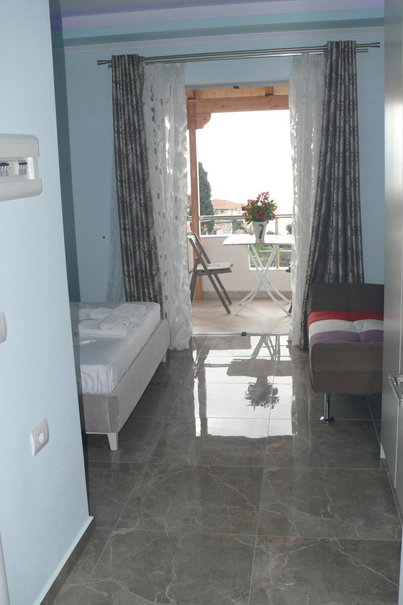 Deluxe Triple Room Sea View