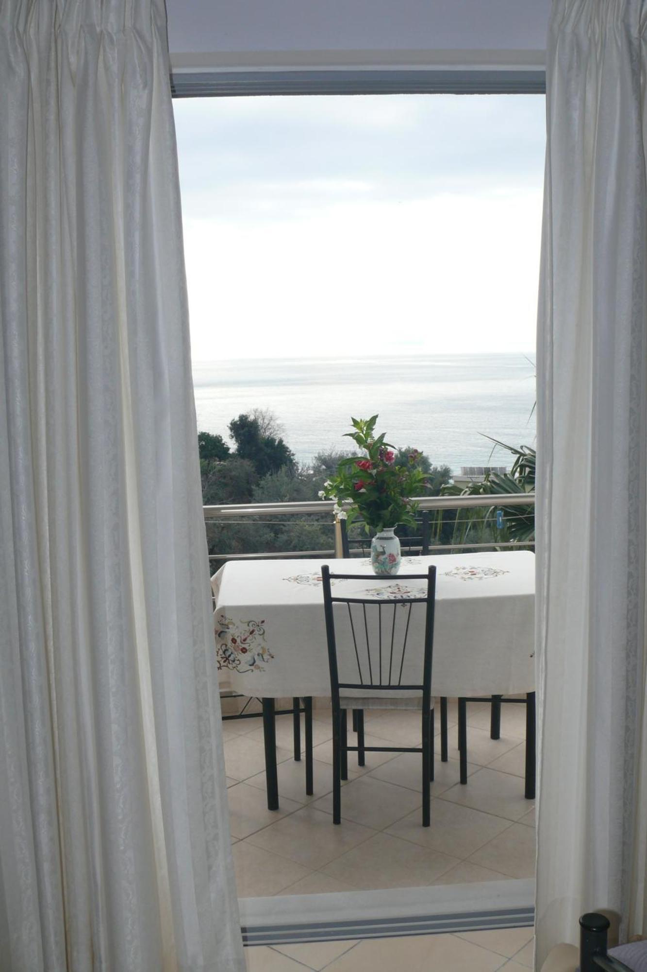 Apartment Sea View