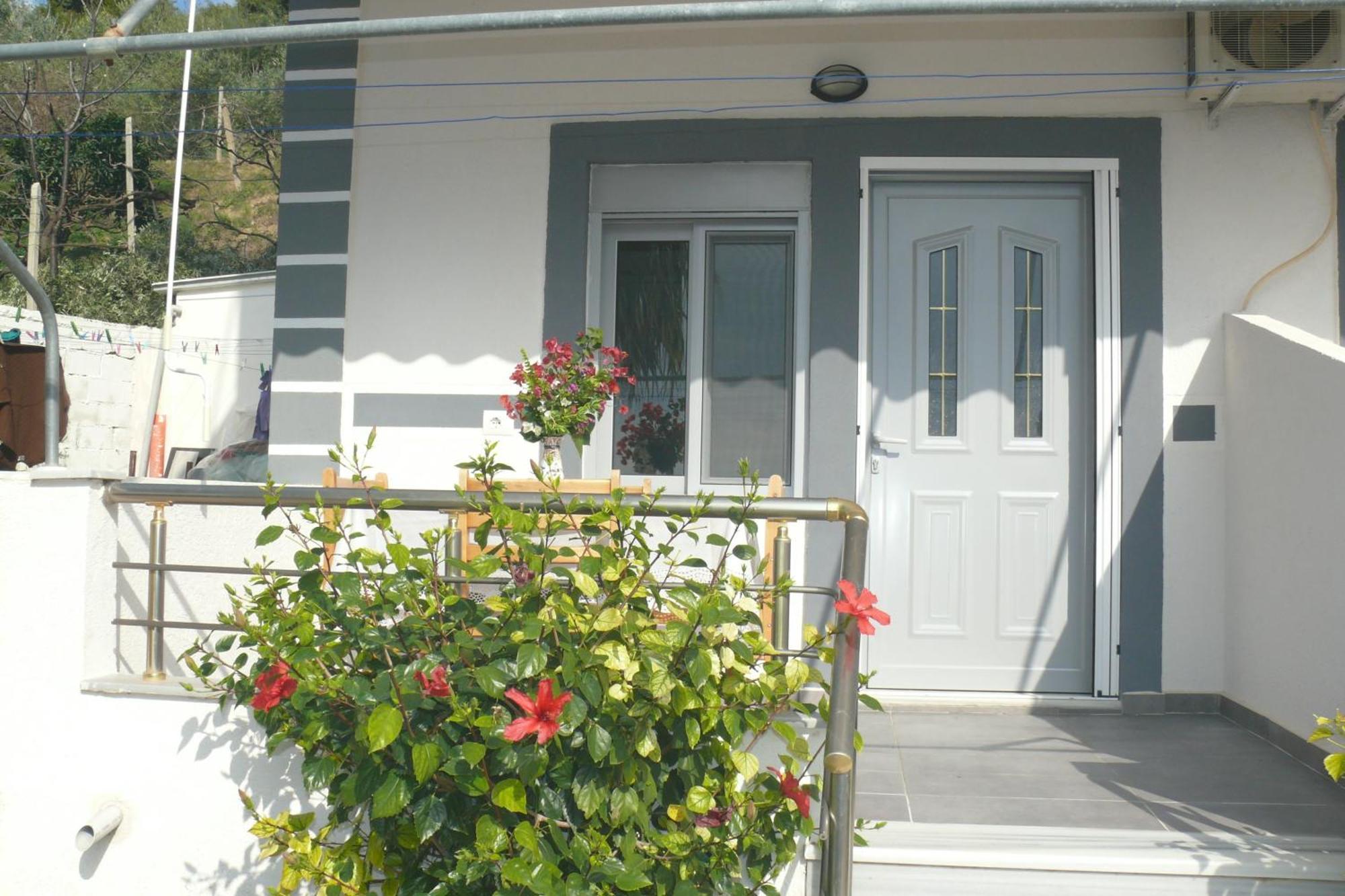 Apartment Ground Floor