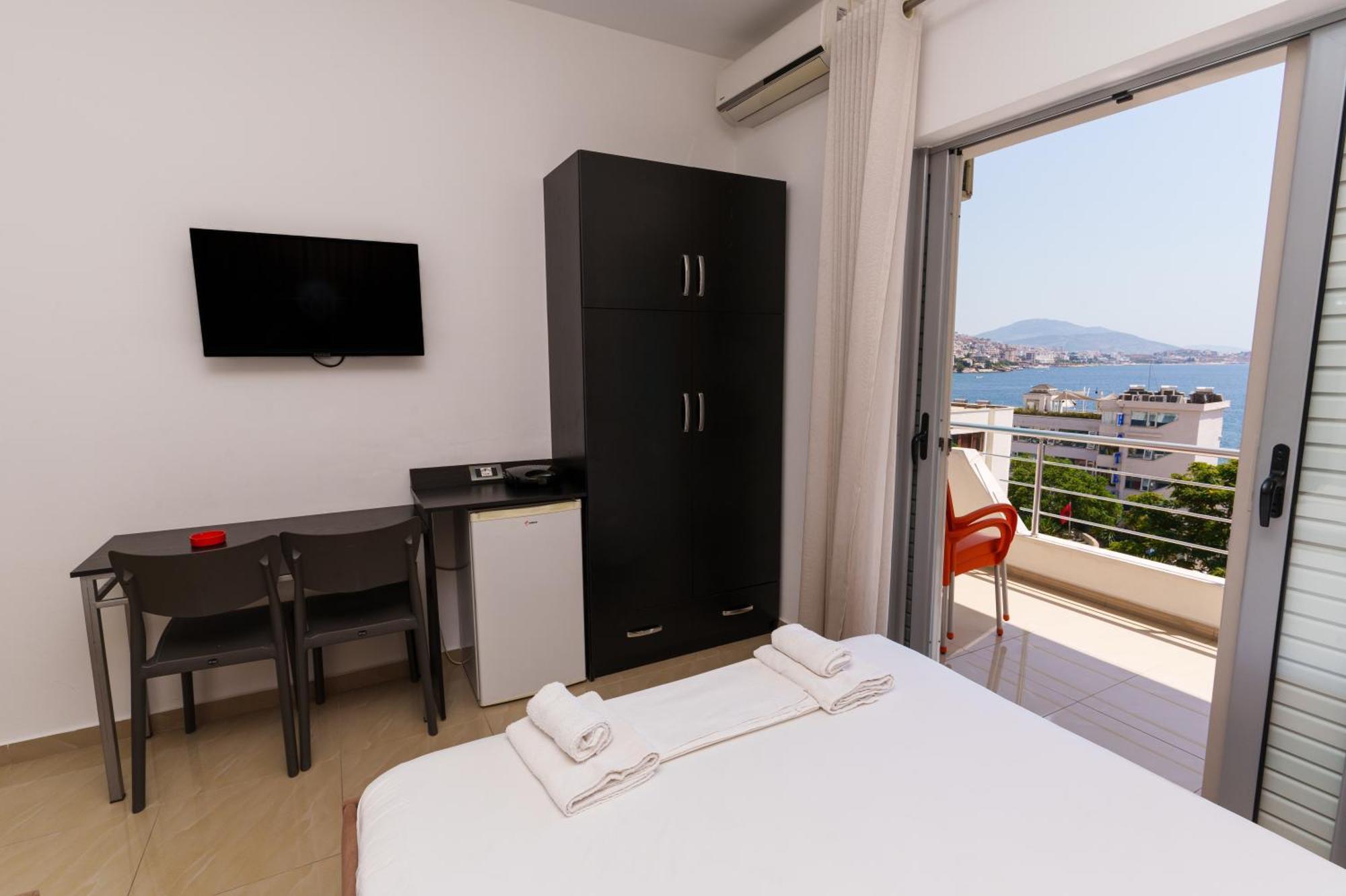 Triple Room Sea View