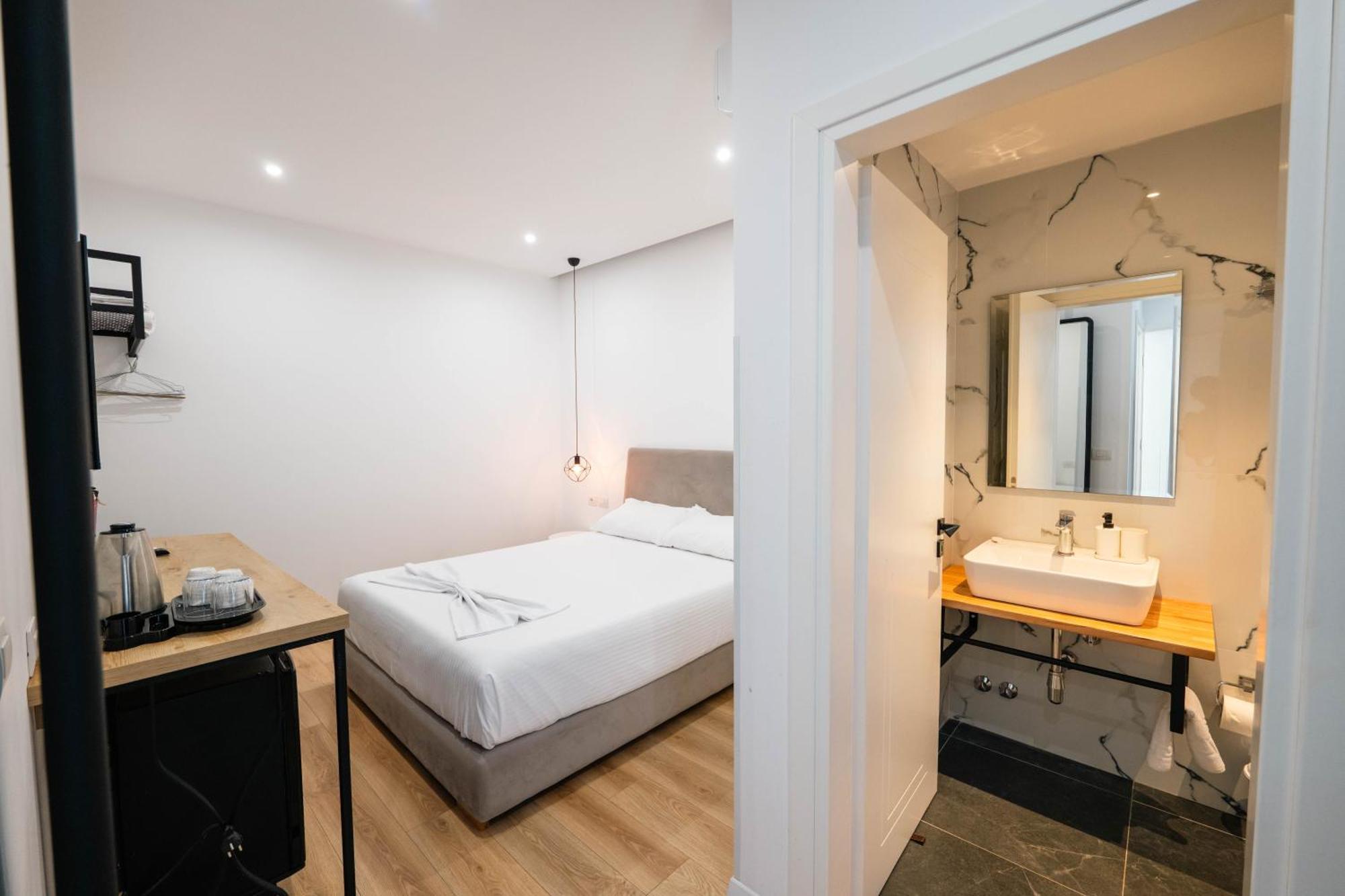 Deluxe Double Room Balcony
