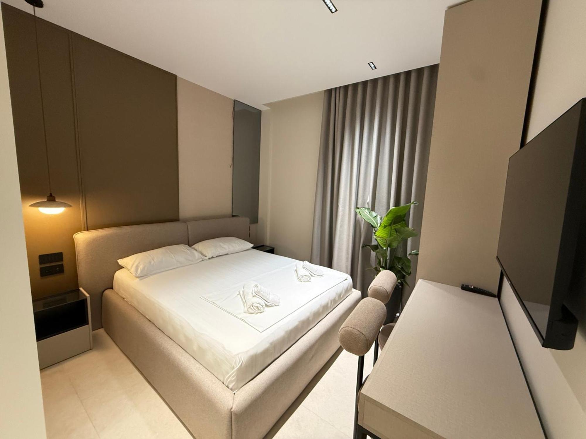 Superior Queen Room