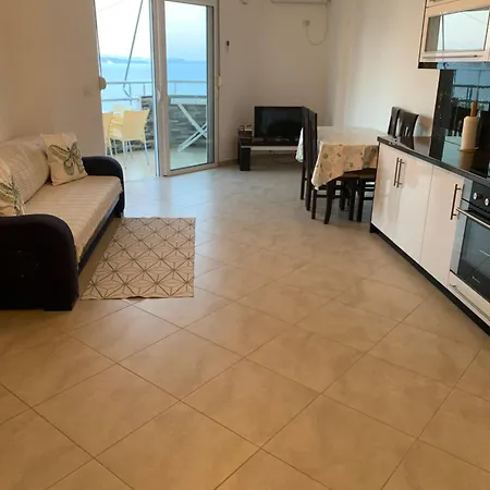Hard Rock Apartments-3
