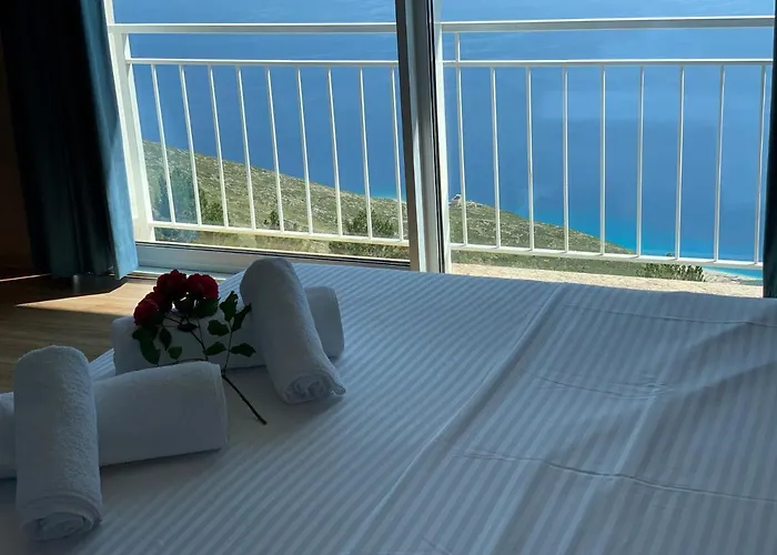 Hotel Keshtjella Llogara Dukat