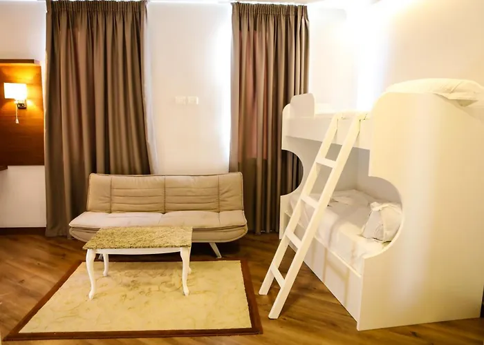 Golden Ring Resort Farke e Madhe