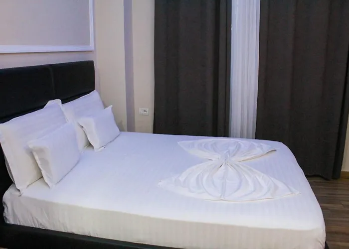 Hotel Golden Shkoder