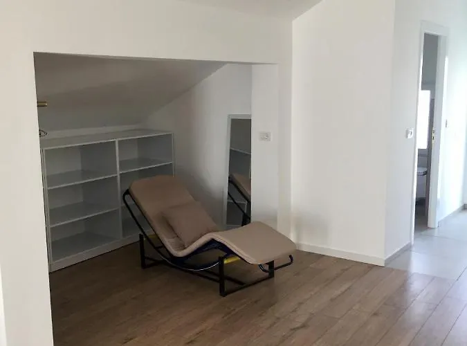 Amberyellowbnb Shkoder