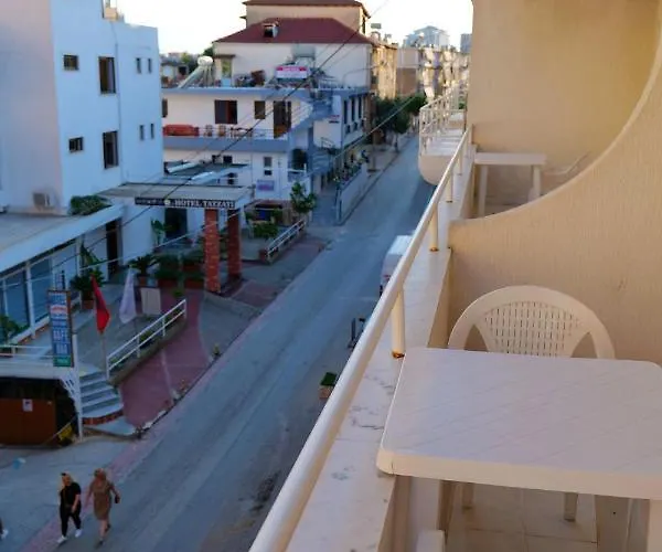Saranda Inn Rooms & Apartments
