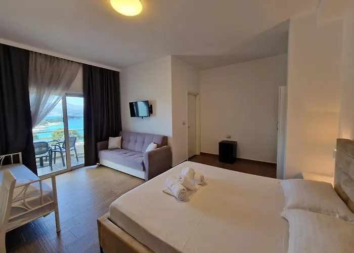 Boutique Hotel Queen Margaret Seaside Ksamil