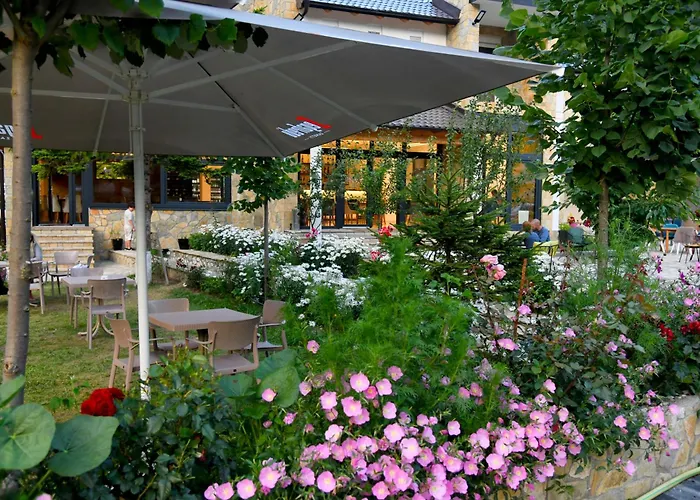 Breezy Hotel Valbone