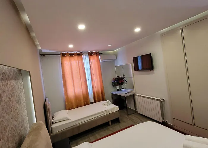Hotel Erandi Rinas