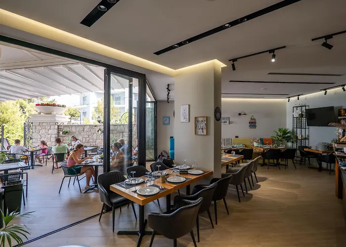 Ami Mar Hotel Sarandë