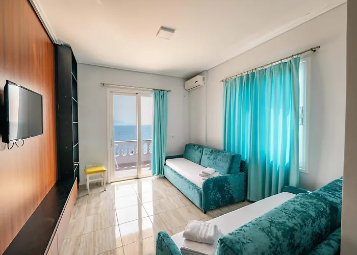 Vila E Bardhe Butique Hotel Sarandë