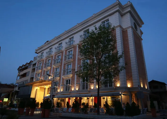 Hotel Hymeti'S Palace Pogradec