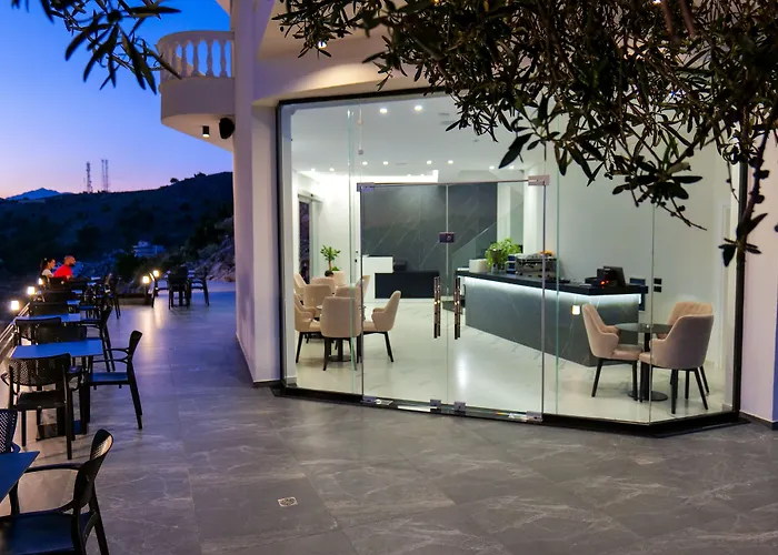 Sky Way Skk Luxury Apartments Sarande