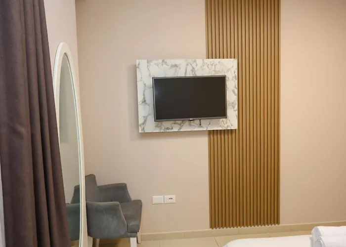 Hotel Adria Shëngjin