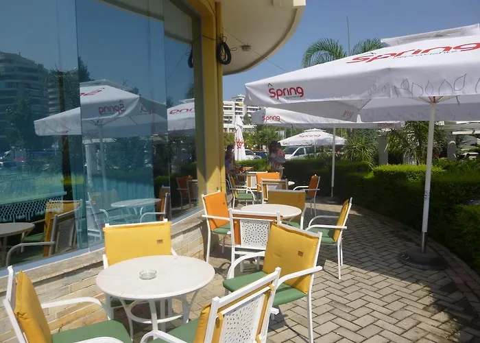 Hotel Pavaresia Vlore