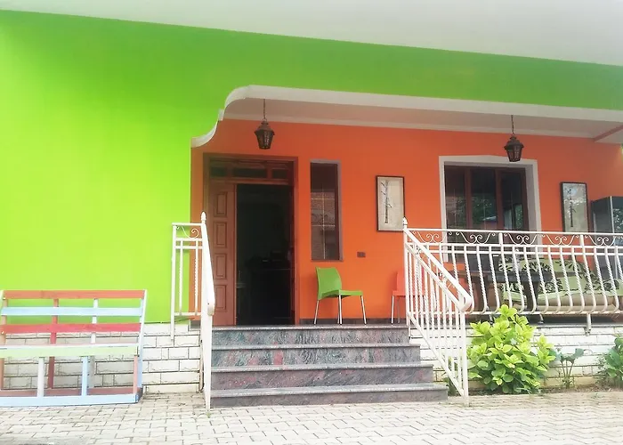 Hotels nahe Uhrturm von Tirana