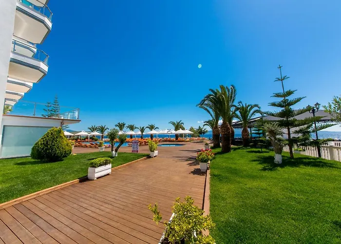 Sarande Resorts