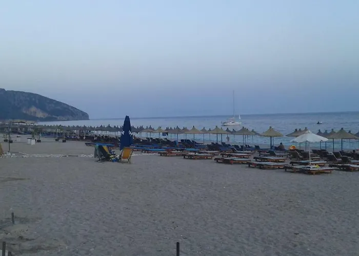 Dhermi Resorts