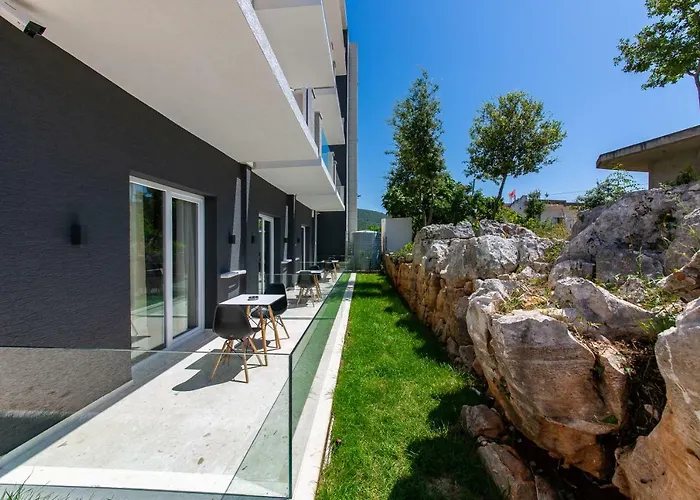 Inada Hotel Ksamil